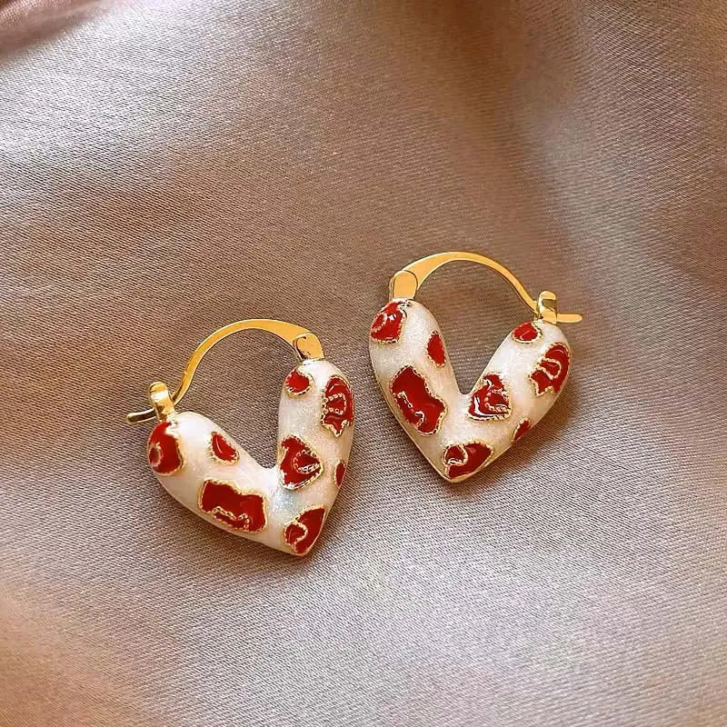 Amora Eterna Hoop Earrings