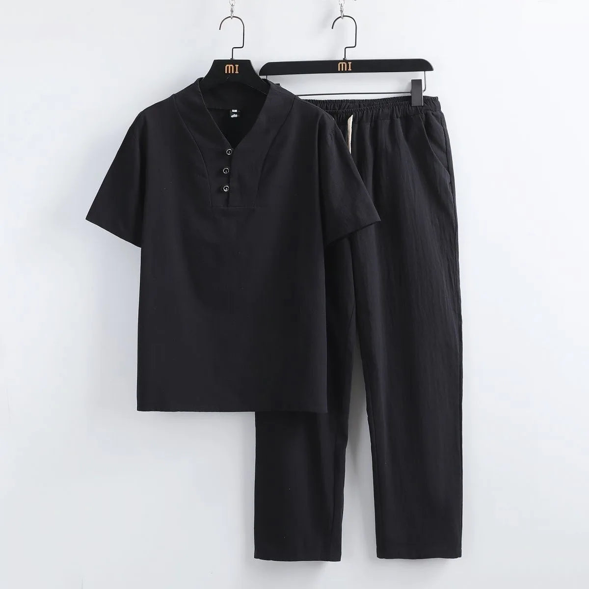 Mason Vale Linen Set