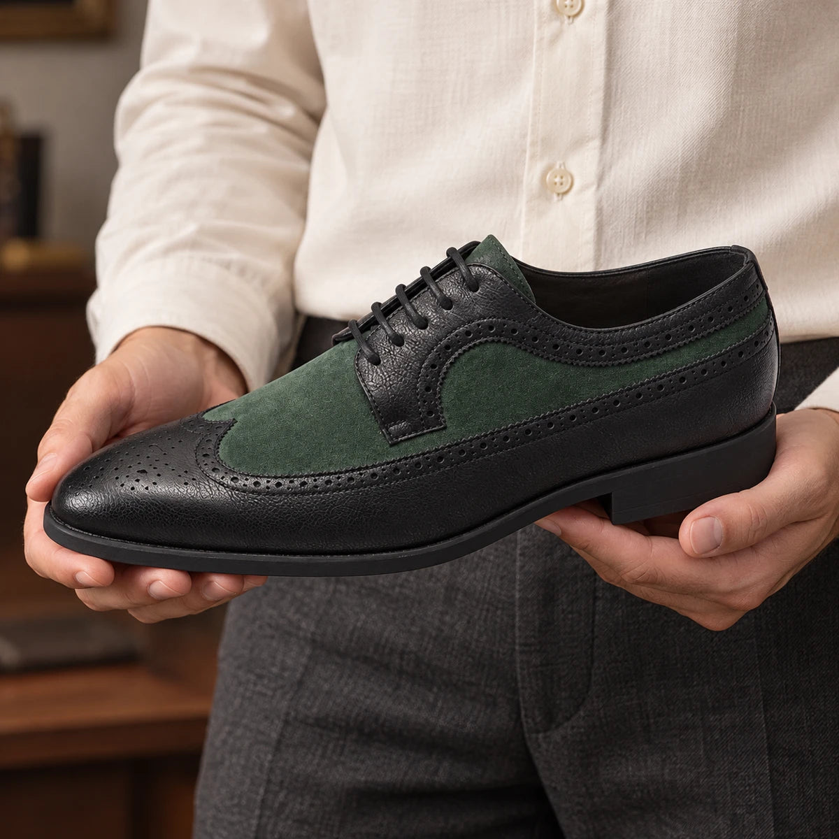 Chester Dress Shoes Black handheld