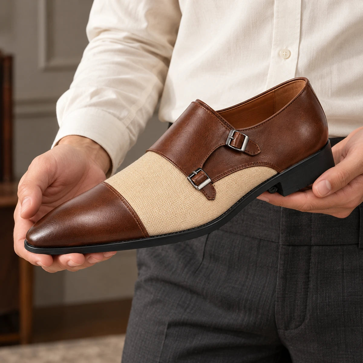 Corbin Loafers Brown handheld