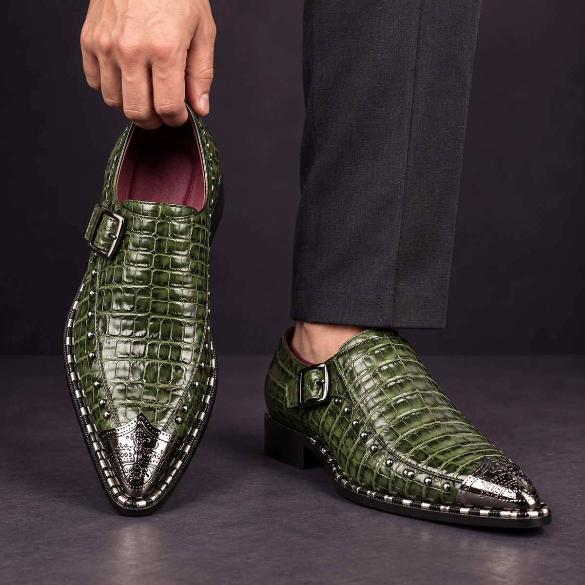 Leather Shoes | Kjell Green model handheld