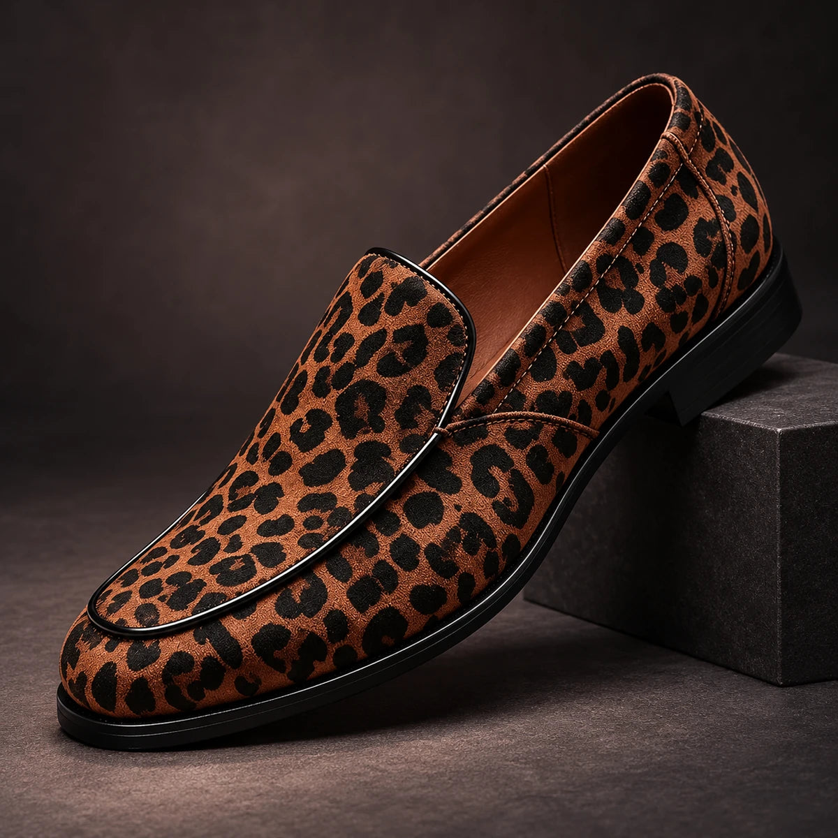 Leather Loafers | Ingvar Brown diagonal pedestal