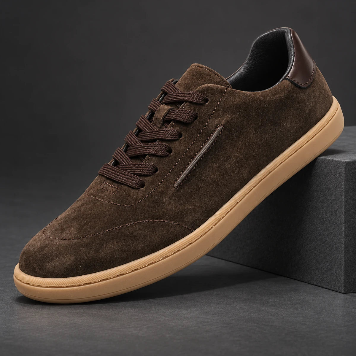 Leather Sneakers | Willem Brown diagonal pedestal