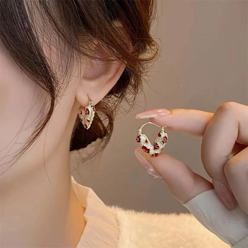 Amora Eterna Hoop Earrings