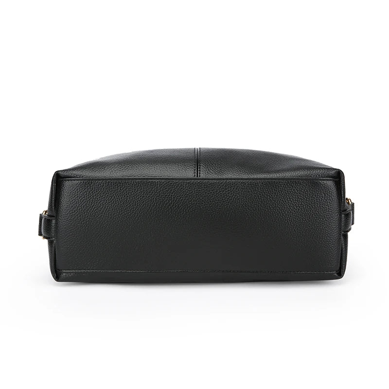 Aria Luxe Crossbody Bag