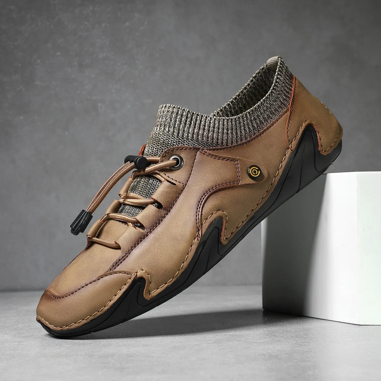 Altura Pace Sneakers