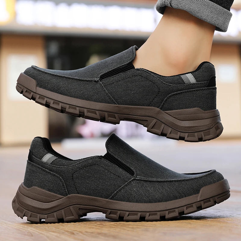 Aston Road Sneakers