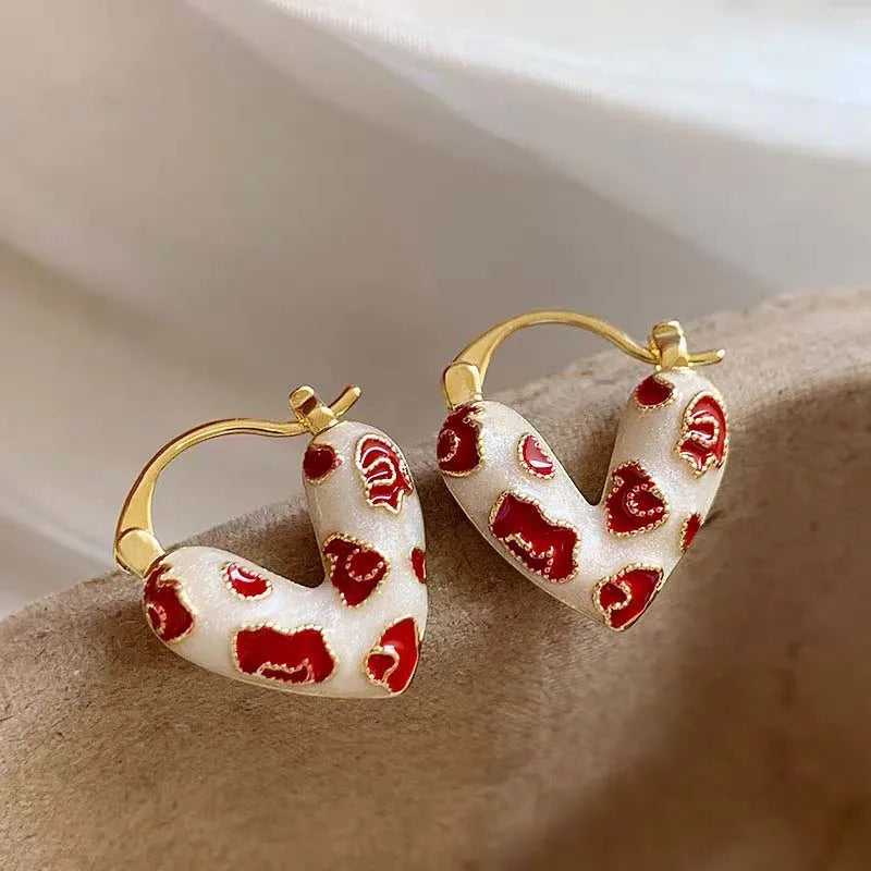 Amora Eterna Hoop Earrings