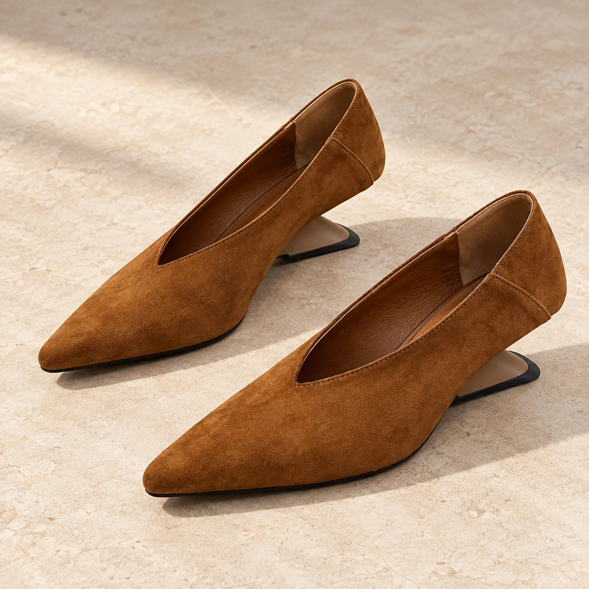 Arabella Pumps Brown threequarter