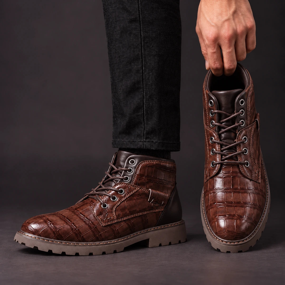 Leather Boots | Arne Brown model handheld