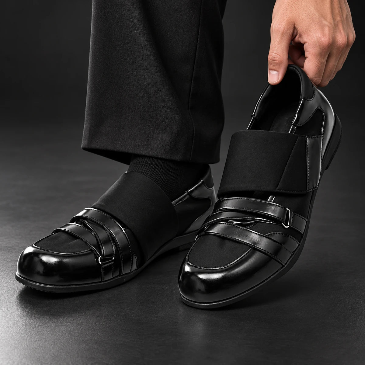 Leather Loafers | Leander Black model handheld