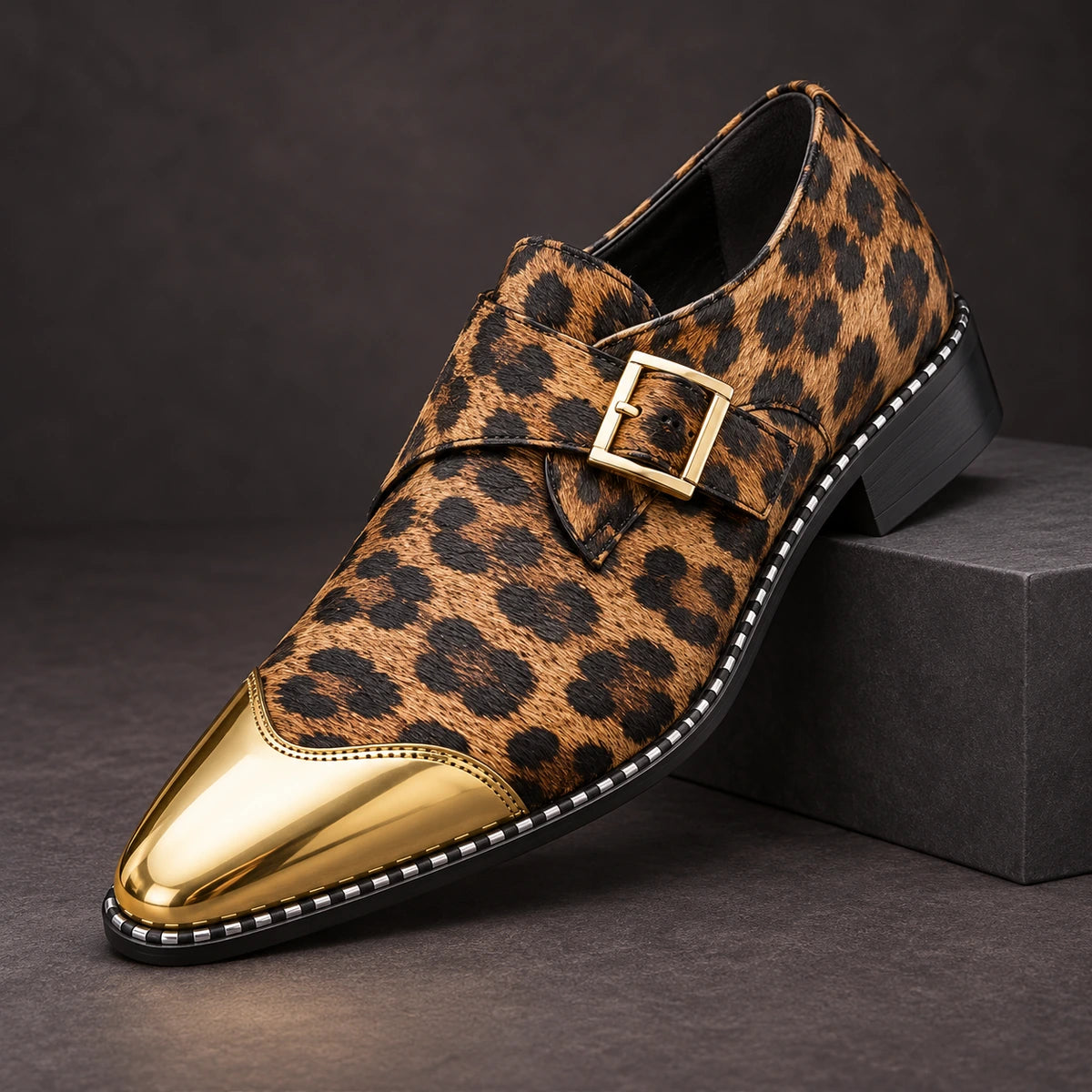 Leather Monk Shoes | Zephyr Gold diagonal pedestal