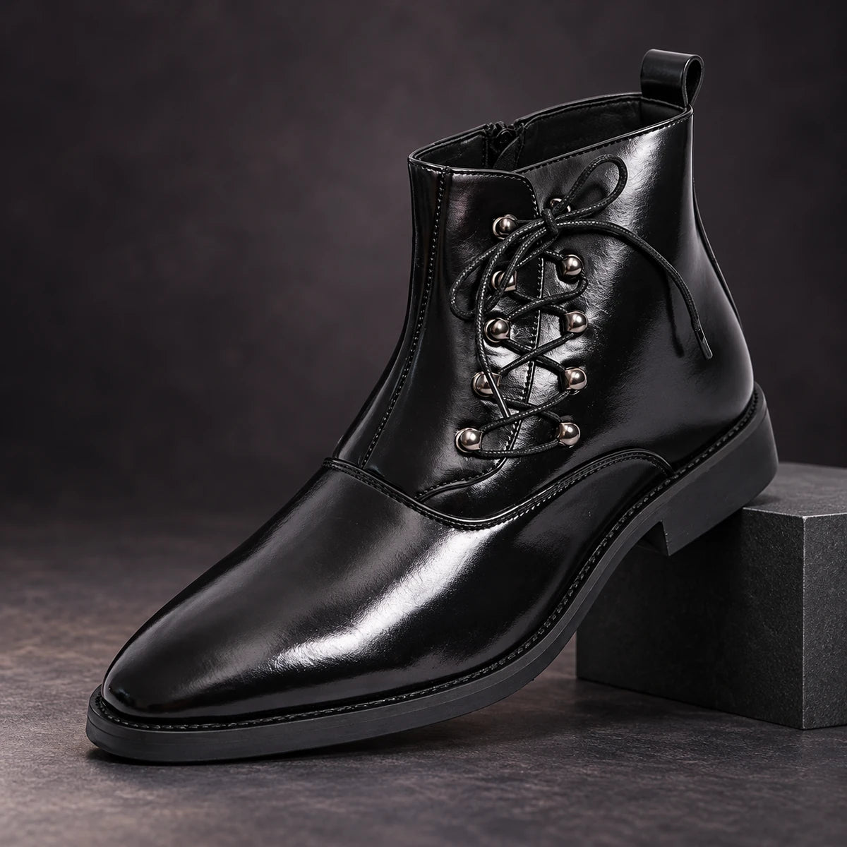 Leather Boots | Goran Black diagonal pedestal