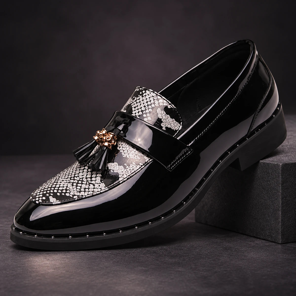 Leather Loafers | Caspien Silver diagonal pedestal