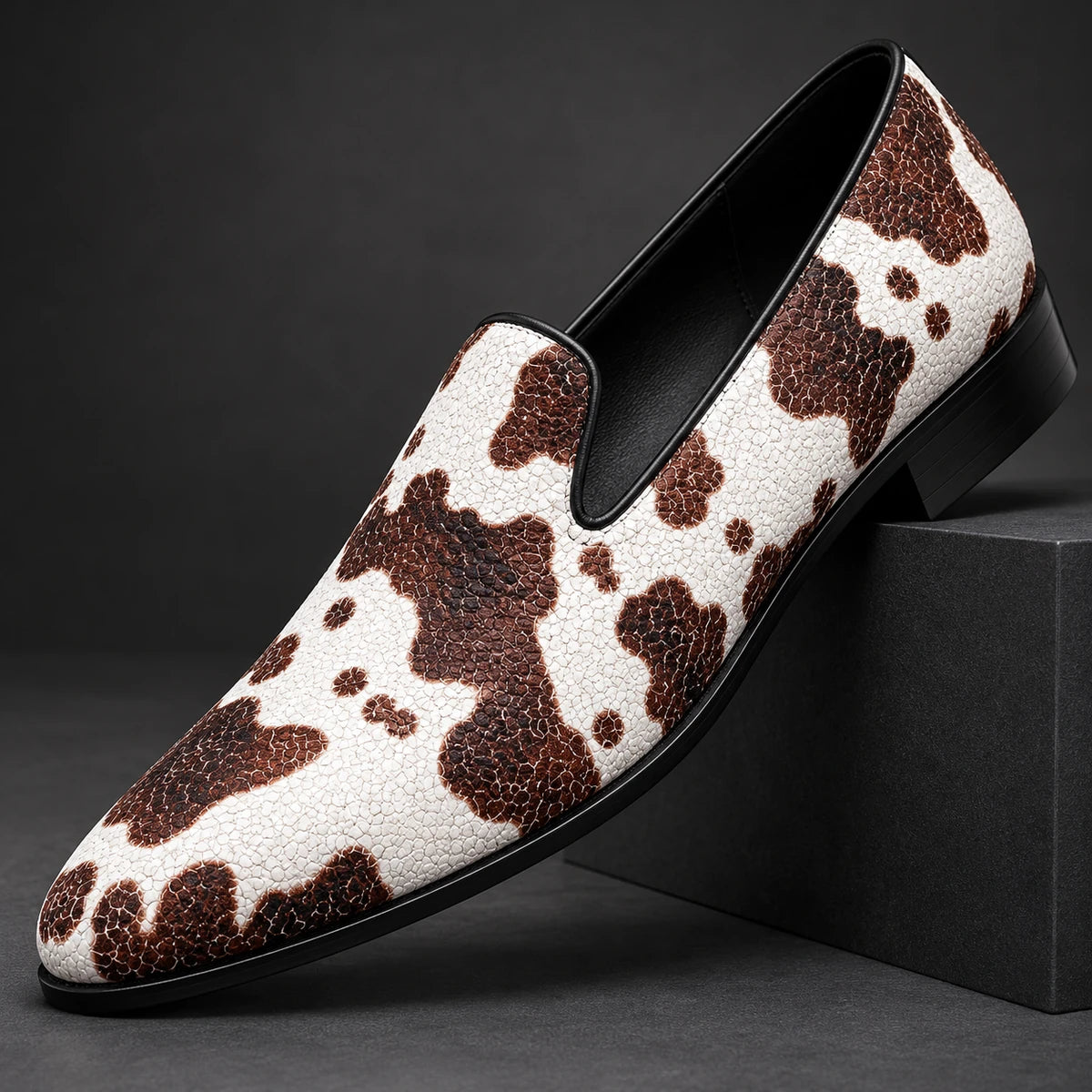 Printed Loafers | Valentin Brown diagonal pedestal