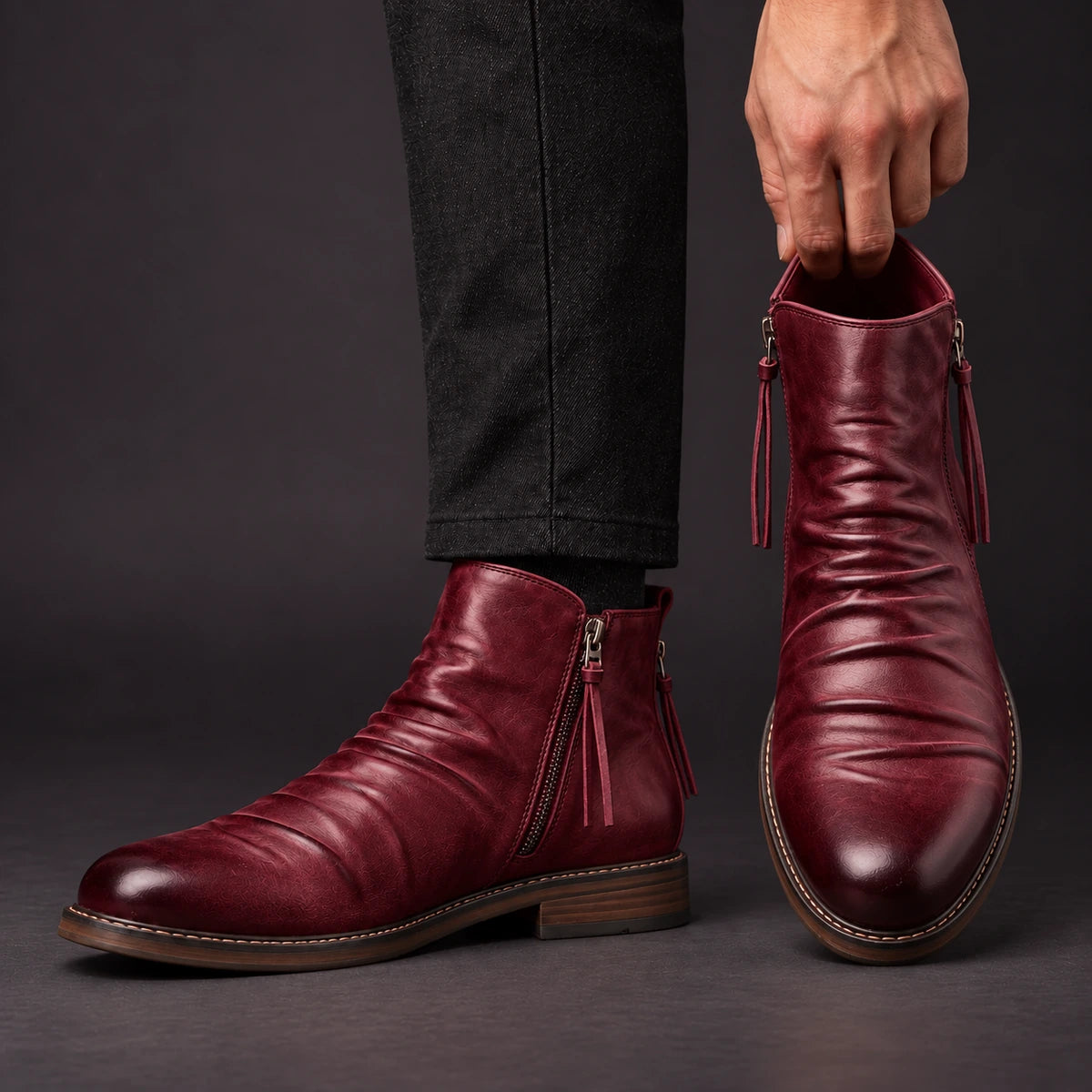 Leather Boots | Cato Red model handheld