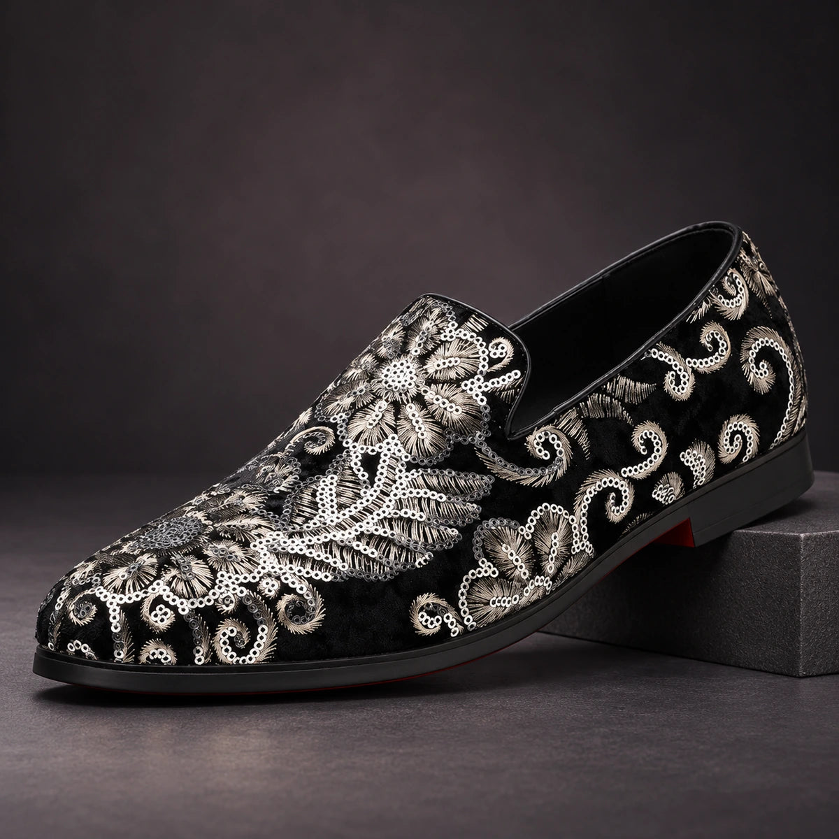 Leather Loafers | Walden Black diagonal pedestal
